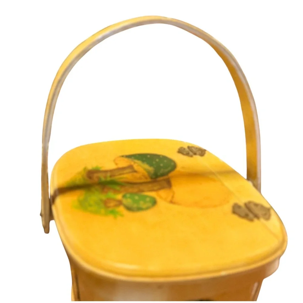 Vintage 1970s Mushroom Wooden Basket Purse Hand Painted Daisies Cottagecore